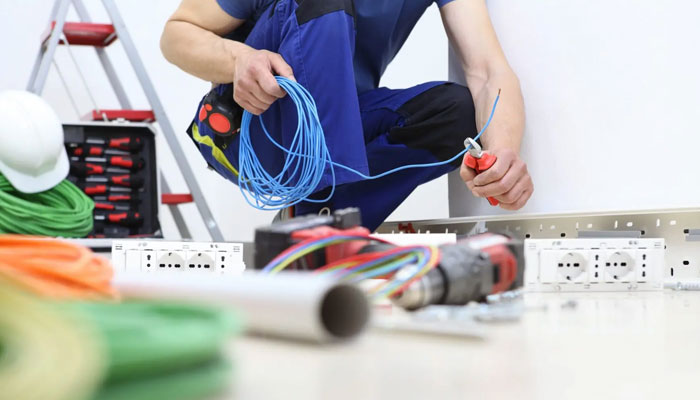 electrical-fittings-fixtures-repairing-and-maintenance-in-dubai